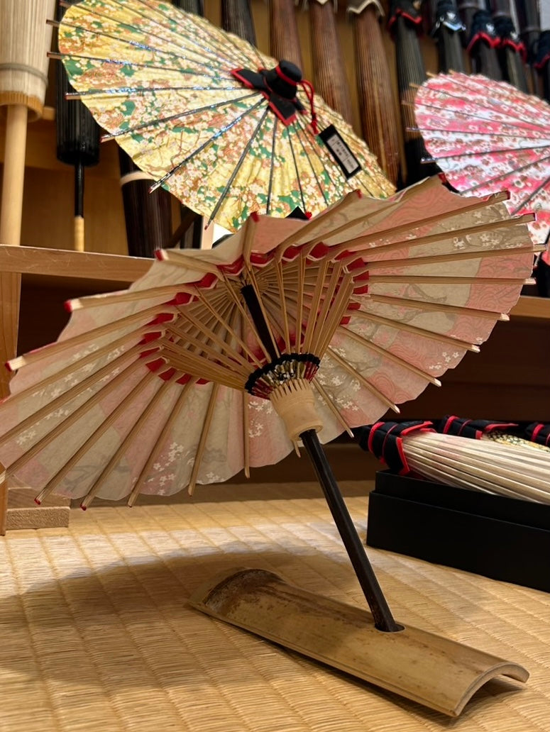 ミニチュアサイズの和傘、体験教室