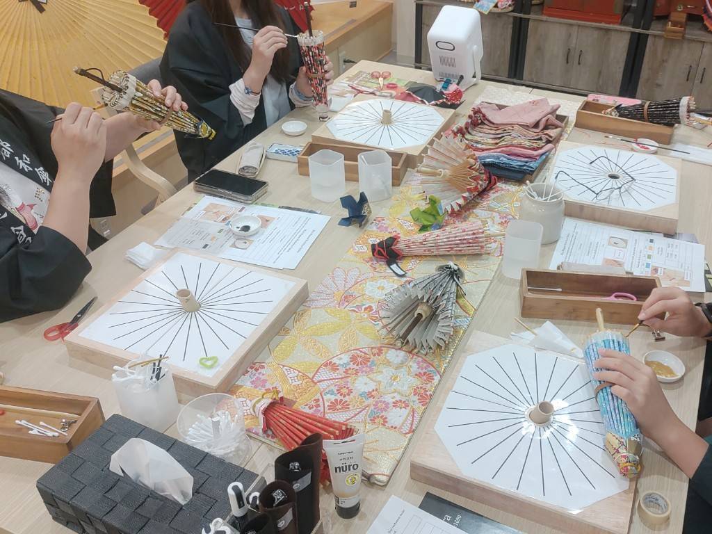 姫和傘の製作体験