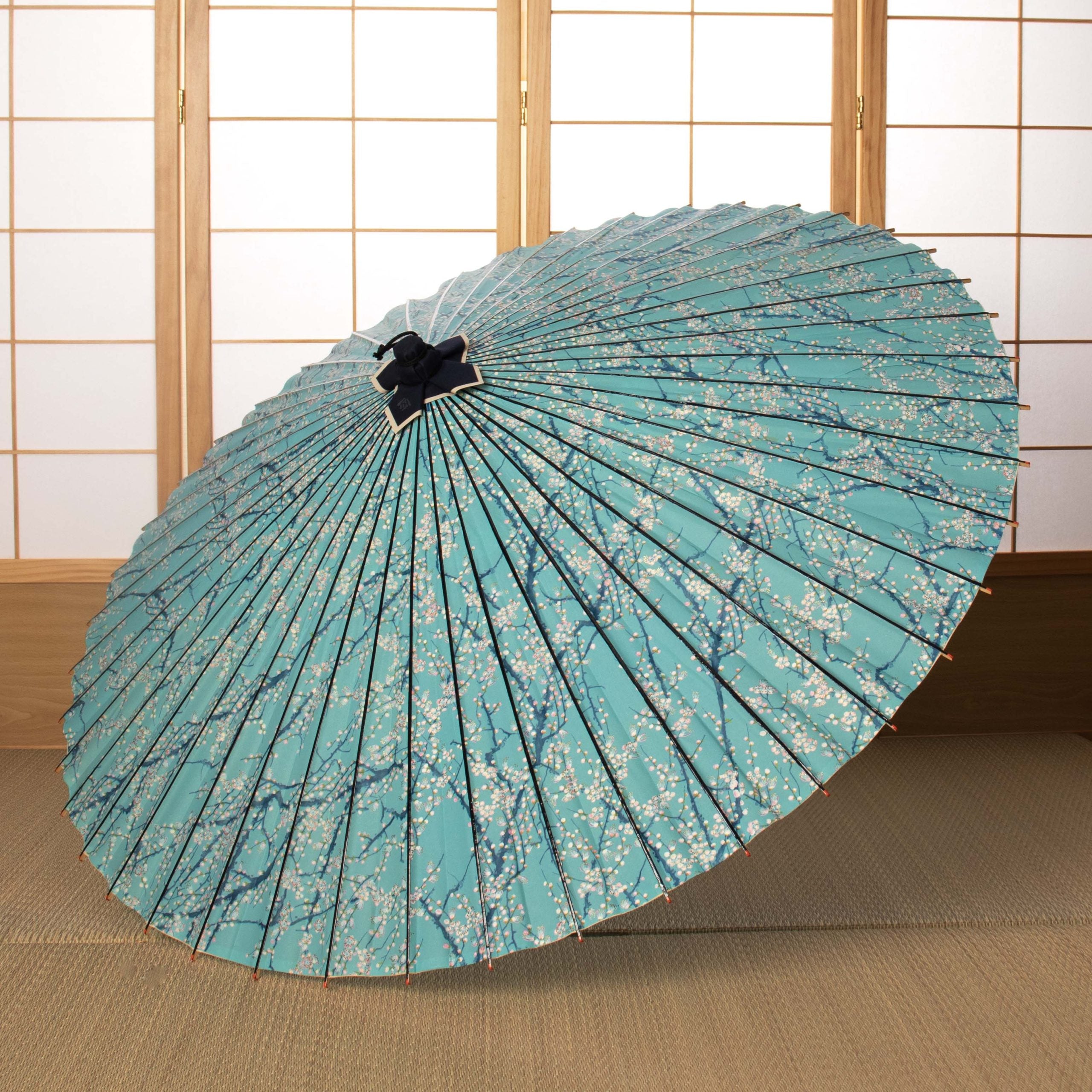 Sky Blue and Ume Nagare / Kinsai Kyo-yuzen