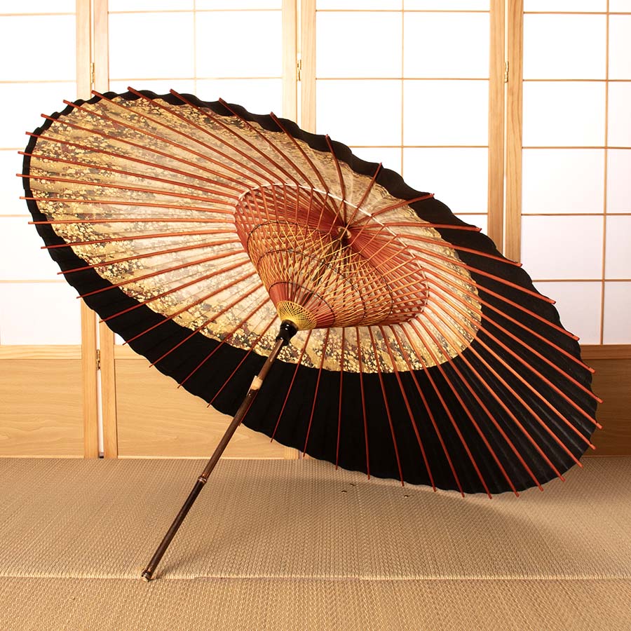 特選月奴 金彩京友禅 『雲どり流水梅に漆黒』