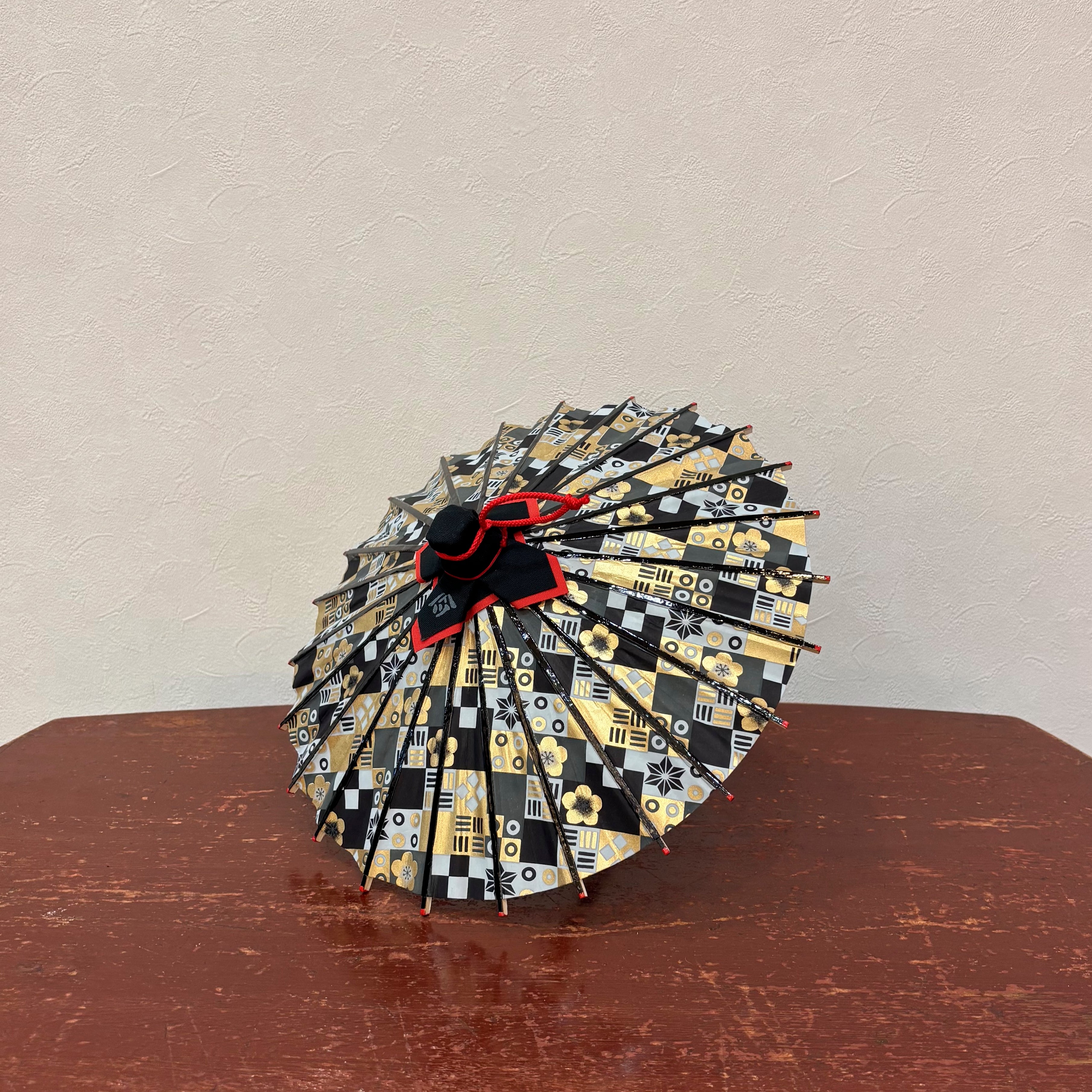 Kinsai, Modern Plum Blossom/ Mini Wagasa