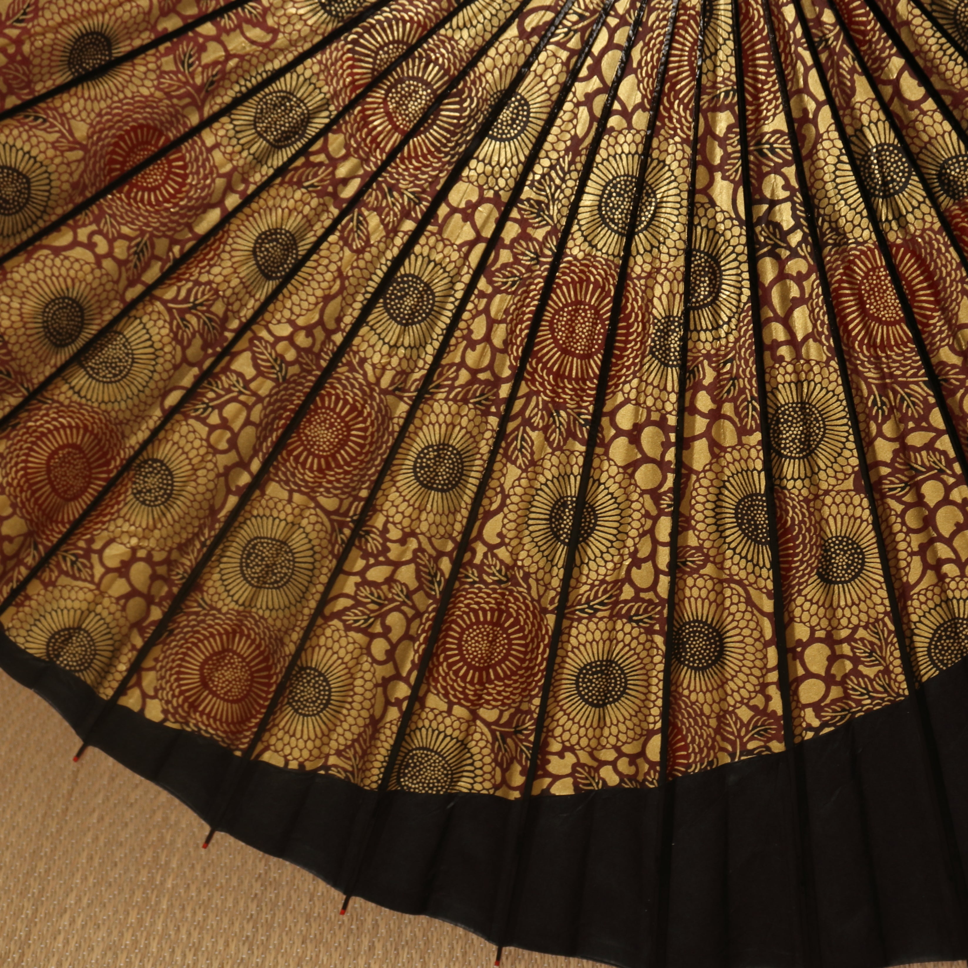 Tsukikage ni Chrysanthemum Arabesque/Gold