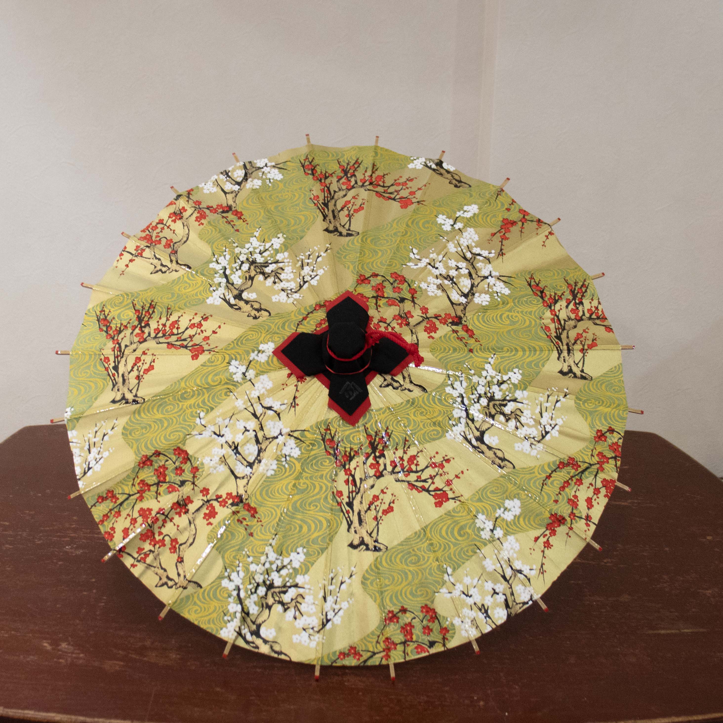 姫和傘 大寸 『金彩 観世流水』若草色