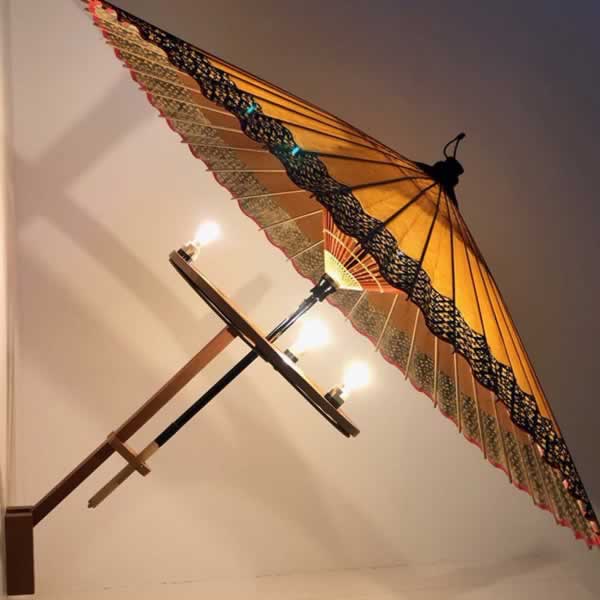 ディスプレイ　和傘　スリランカ　美しい　灯り　light umbrella