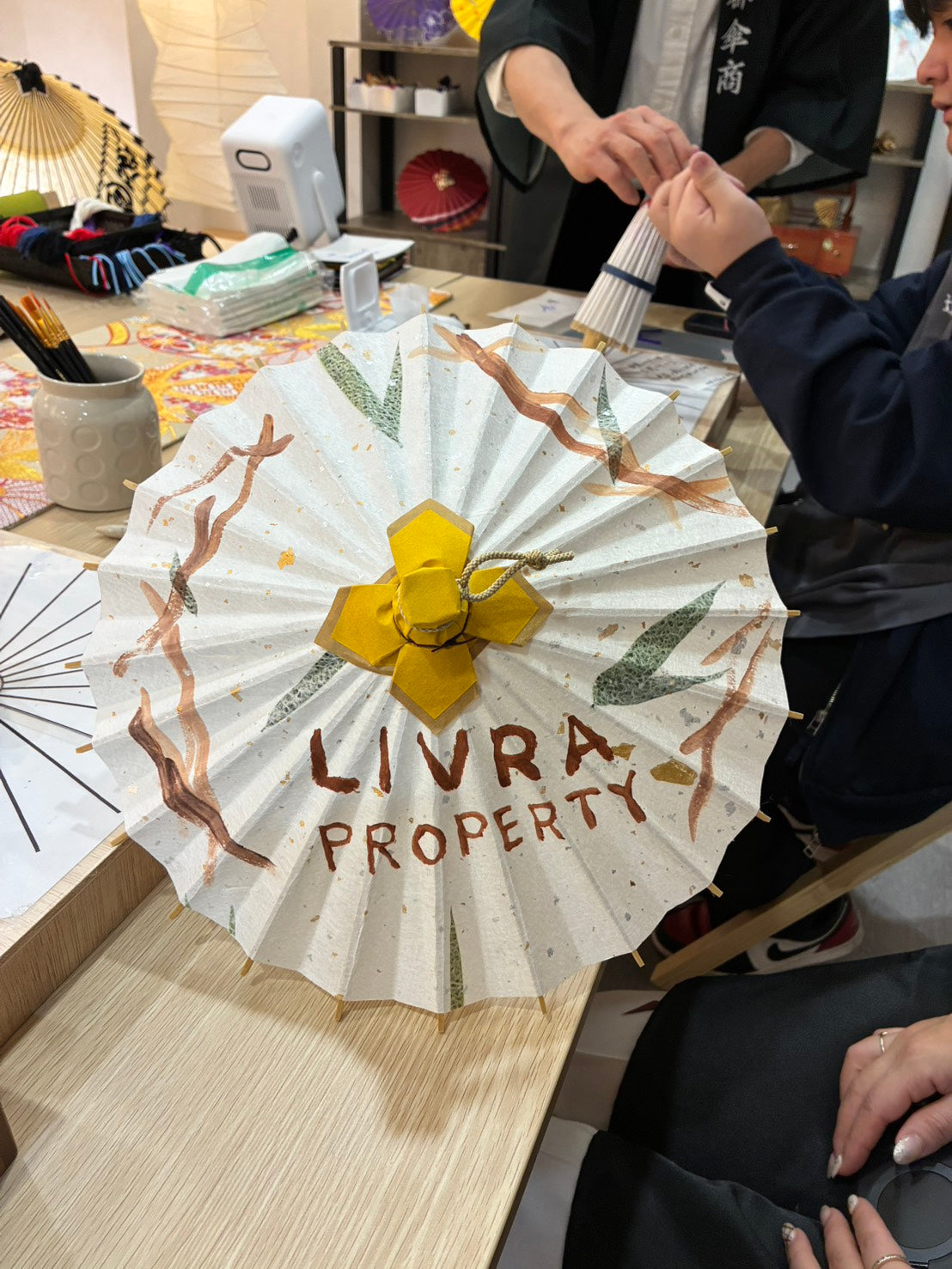 姫和傘 絵付け体験プラン」 - 日本最古の京都和傘屋 辻倉