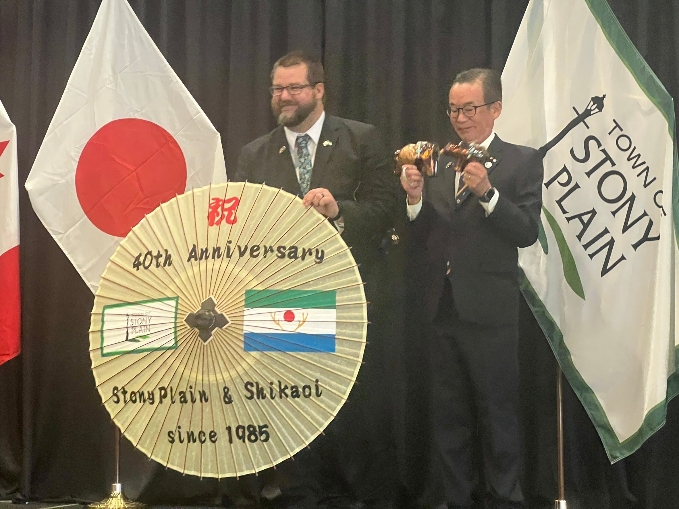 日本の伝統工芸を記念品として