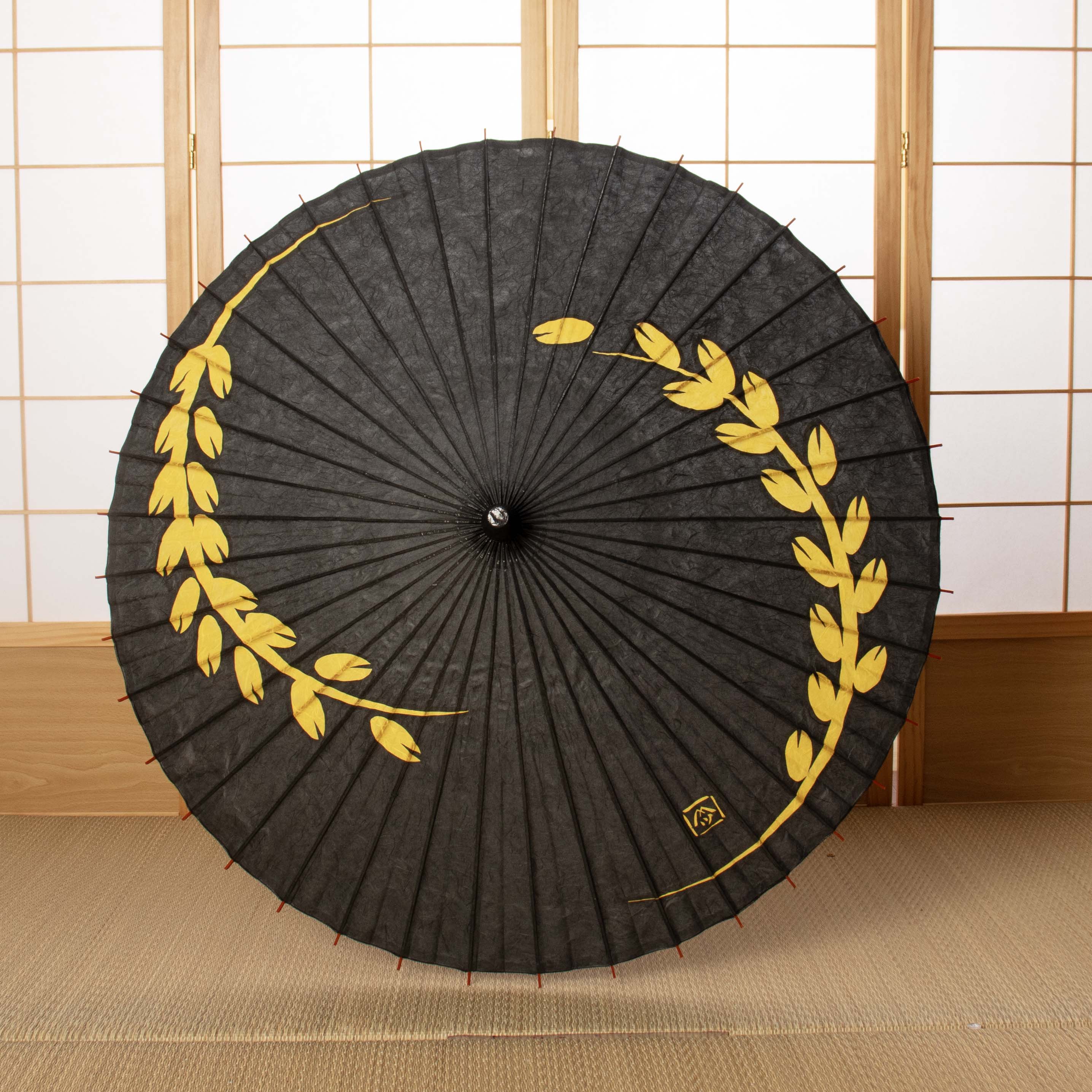 Black bamboo Japanese parasol / Gen Unryu / Kirie "Peony"