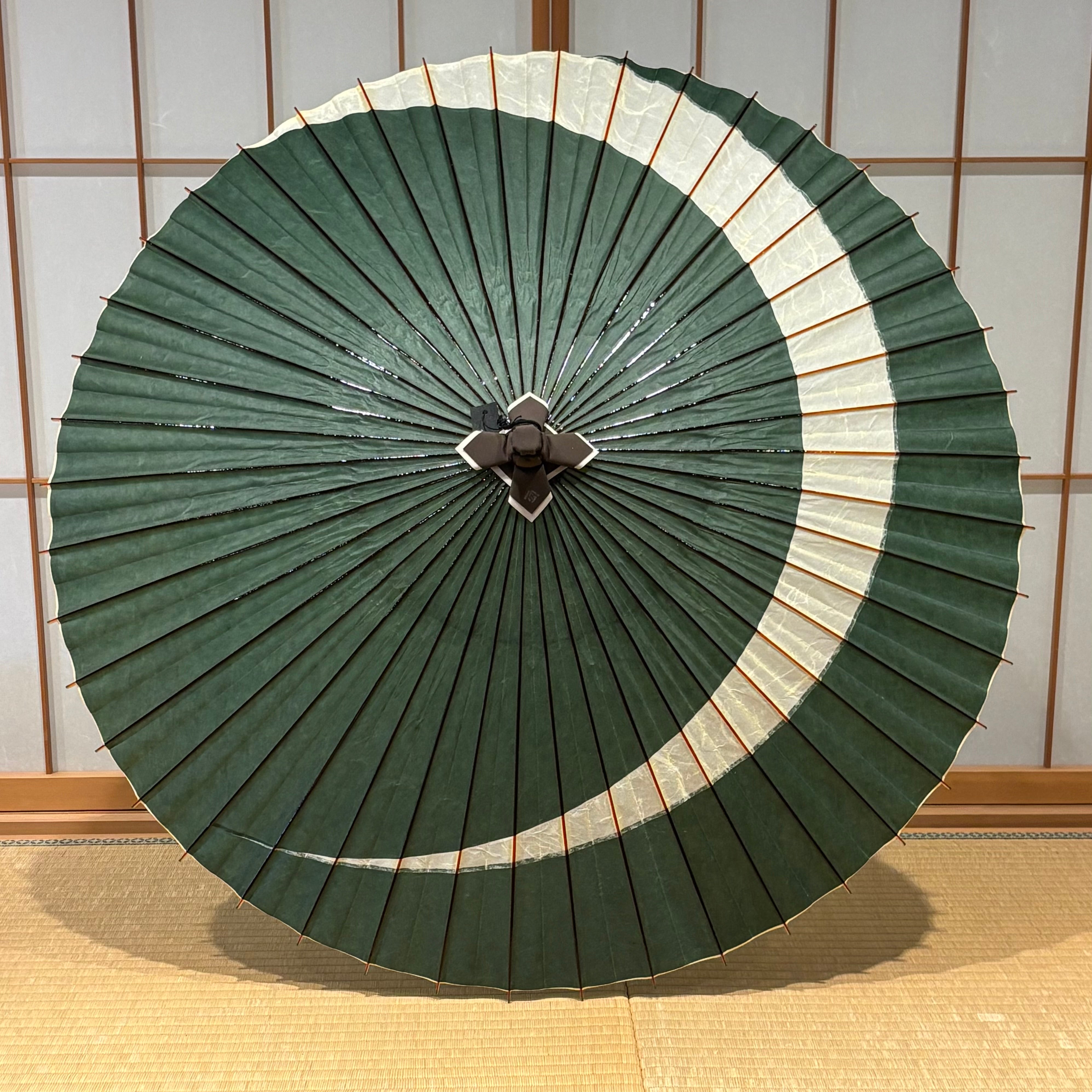辻倉『極み』巴『翠月』 - 日本最古の京都和傘屋 辻倉