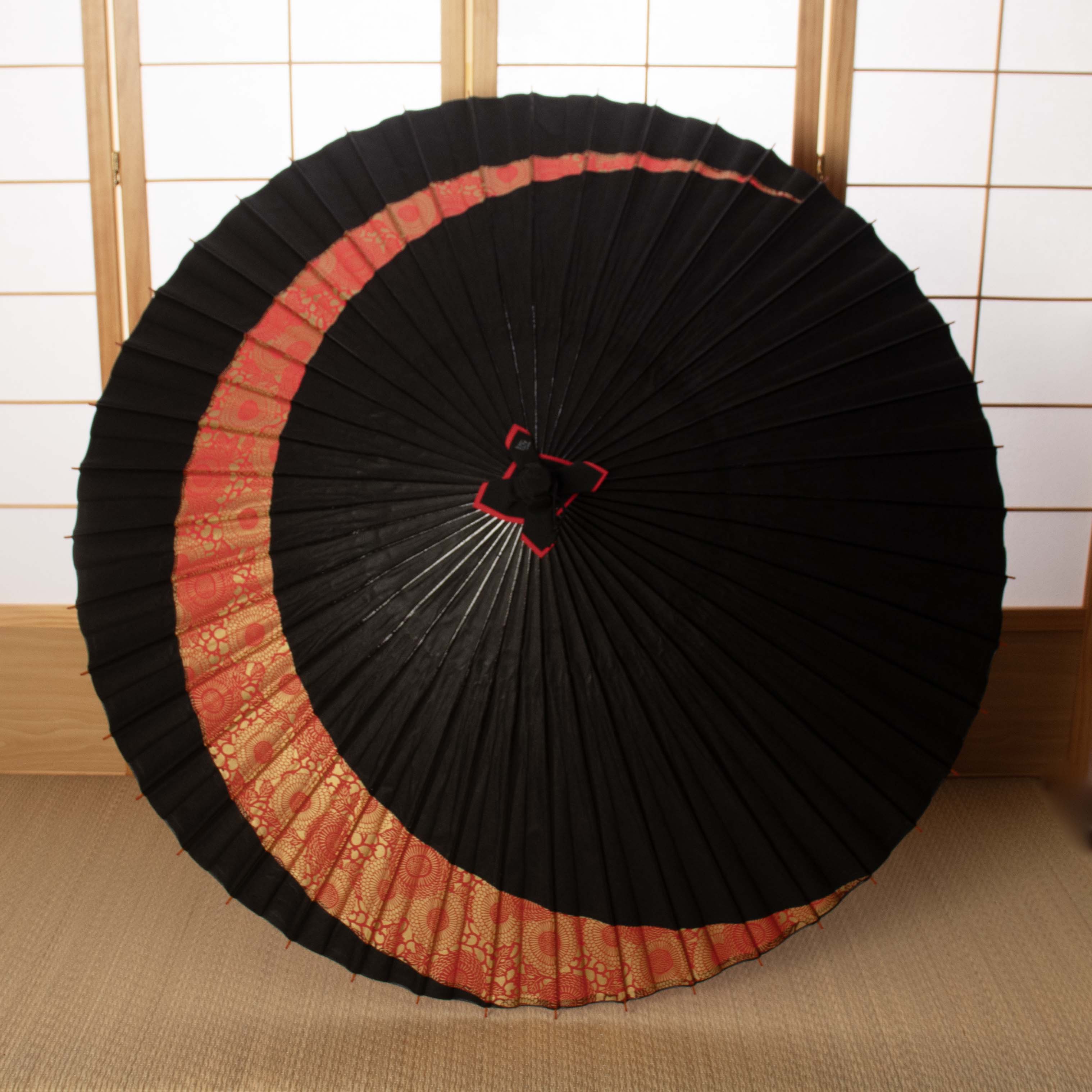 和傘｜番傘｜蛇の目傘｜和のディスプレイ｜古典柄 巴『蒼月』｜京都