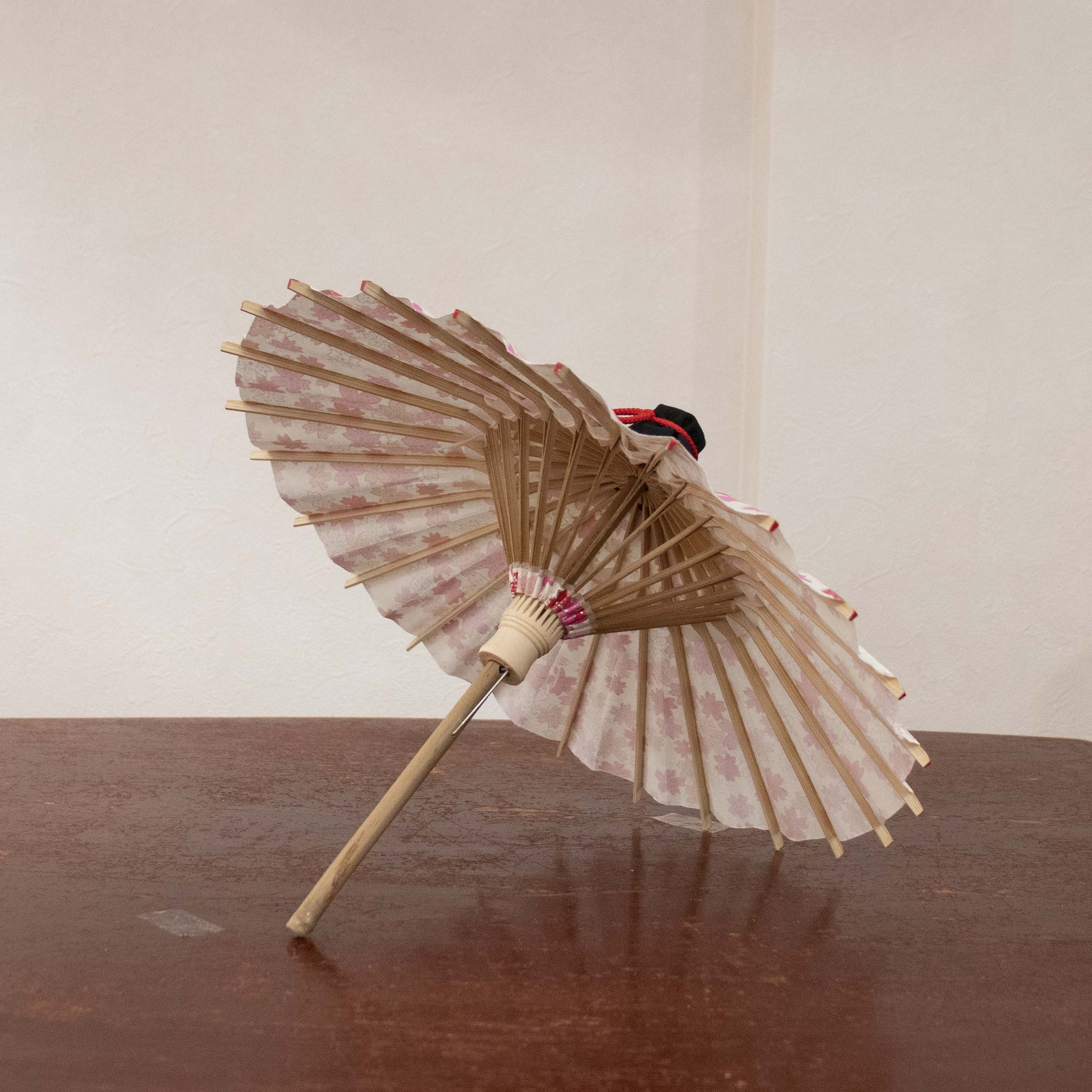ミニサイズの和傘｜姫和傘 金彩文様｜ 京都和傘屋 辻倉 - 日本最古の