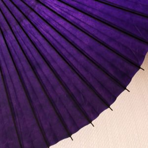 紫色の番傘