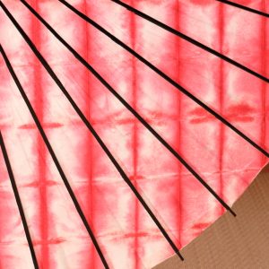 赤の絞り染め和紙の和日傘