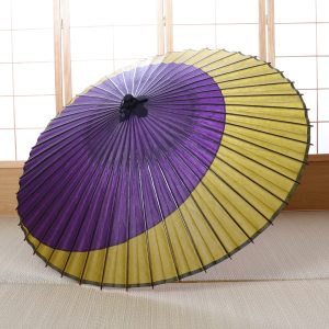 紫と松葉色の三日月もようの和傘