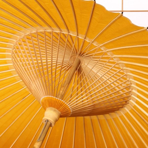 黄金色の番傘