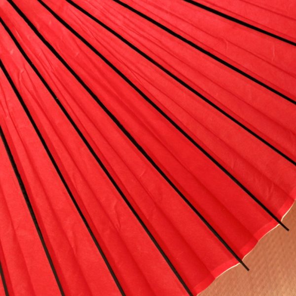 赤色の番傘